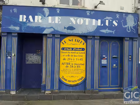 murs commerciaux 106 m²