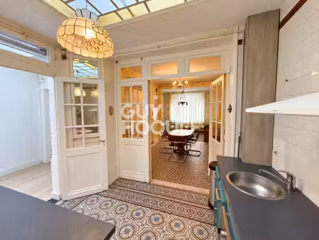 lille – maison de 112 m² – investissement locatif ou projet familial - une maison  plusieu