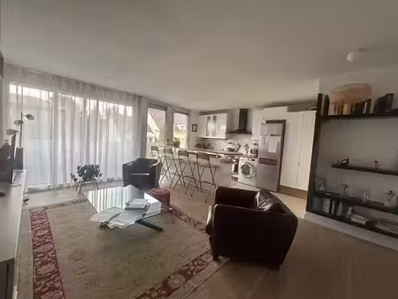 location appartement 3 pièces  64.92m²  le chesnay