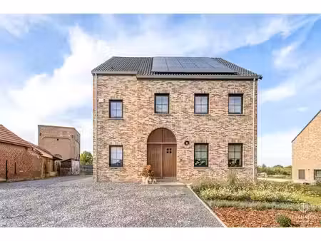 karaktervolle en energiezuinige woning (epc a) met 4 slaa...