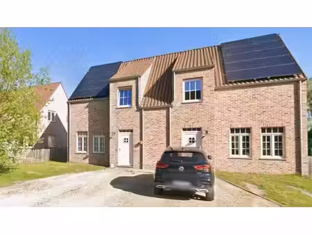 energiezuinig woning met 3 slaapkamers en aangename zonni...