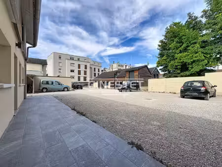 troyes immeuble monopropriété 8 appts + parkings