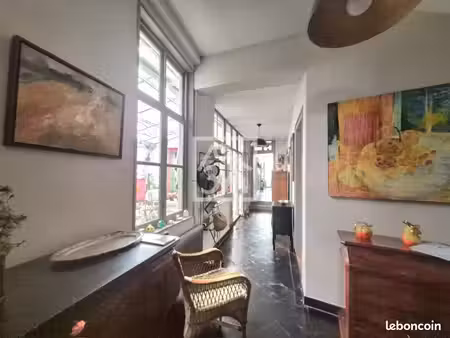 maison 9 pièces 260 m²