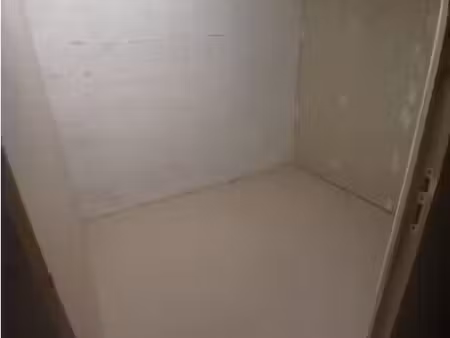 loue box neufs et sains - quartier mar vivo - la seyne sud