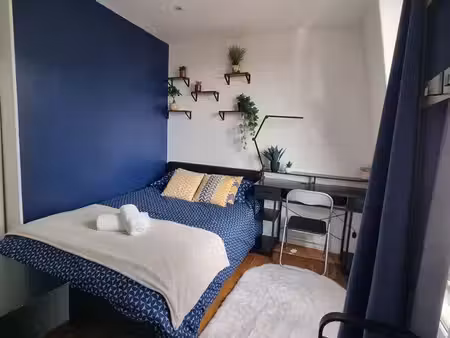studio à louer malakoff - refait à neuf - 2 min métro
