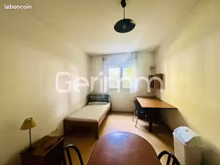 studio 1 pièce 18 m²