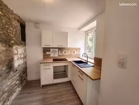 studio 1 pièce 25 m²