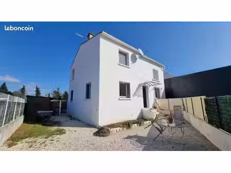 maison 3 pièces 80 m²