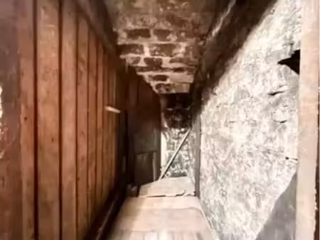 loue cave saine et sécurisée avenue de breteuil - 5m2