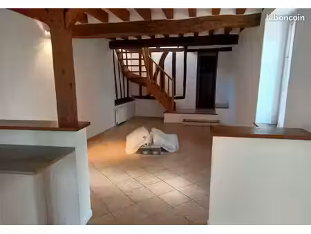 maison location 85m2 châtillon-sur-loire