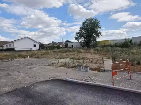 terrain constructible neuf à vendre