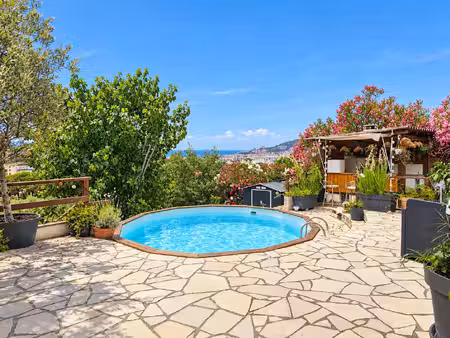 ajaccio – maison 3 pièces avec vue mer  jardin et piscine