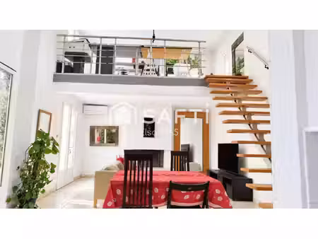 une maison  deux logements  une multitude de projets