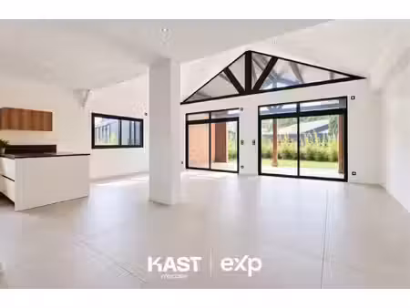 maison saint armel 6 pièce(s) 165 m2