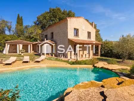 propriété de charme avec piscine  vue panoramique
