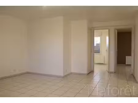 a louer - f2 herblay