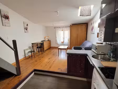 narbonne cv  proche bld gambetta  superbe studio meuble