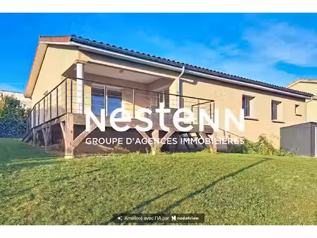 a vendre - maison de plain-pied sur 730 m² de jardin - flacé lès mâcon (71000)