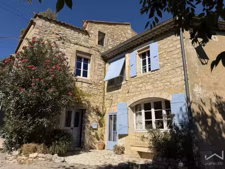 maison de village à vendre à la garde-adhémar