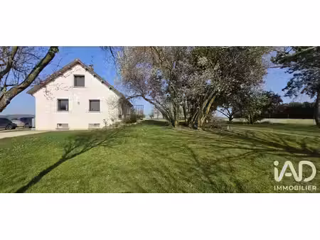 maison de campagne à fay-lès-marcilly (10290)