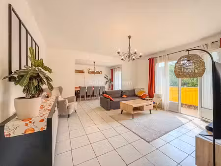 vente appartement 4 pièces 84 m2 à draguignan