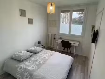 location meublée appartement 4 pièces 70 m² à amiens (80000)  410 €