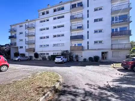 appartement t1 avec balcon proche barriere st genes talence