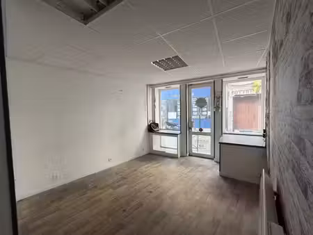 auxerre centre-ville - local professionnel avec vitrine