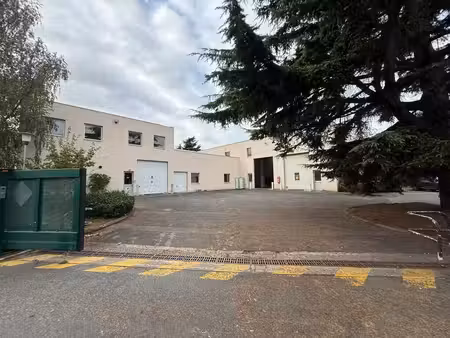 vente local d’activités nanterre 92000 2763m²