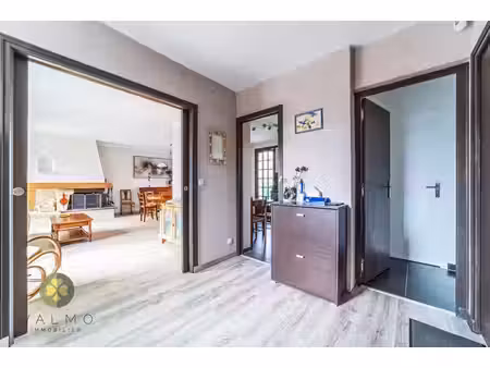 maison 7pièce(s) 5chambre(s) 143 m² maule (78580)