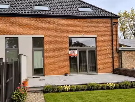 maison d'habitation rénovée entièrement