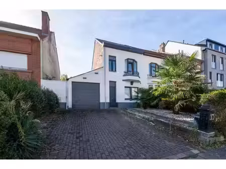 a proximité des facilités