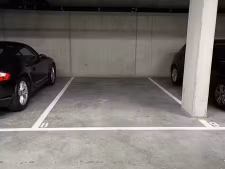 garage sécurisé à louer à haecht