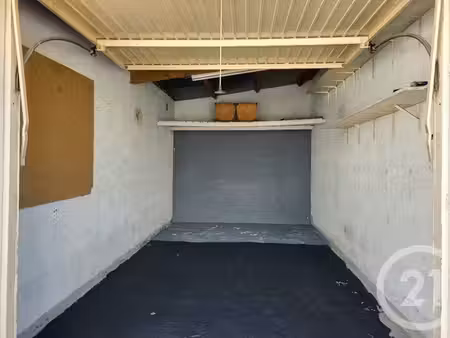 parking à louer - 18 m2 - marignane - 13 - provence-alpes-cote-d-azur