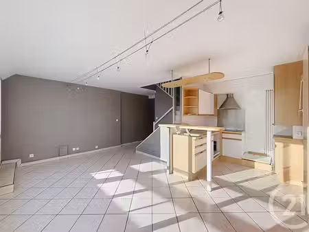 appartement f3 duplex à louer - 3 pièces - 75 m2 - st jean de braye - 45 - centre