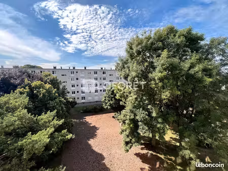 appartement 4 pièces 80 m²