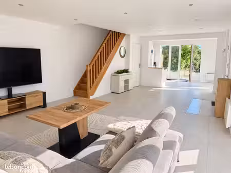 maison 4 pièces 95m²