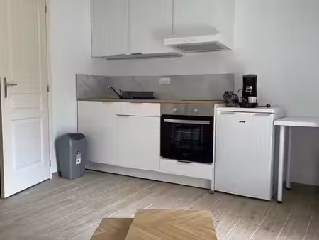 studio 1 pièce 18 m²