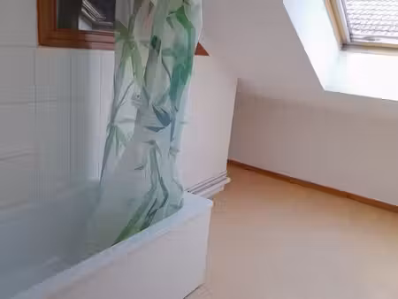 vaire arcier f2 64m2 duplex dans maison avec entrée indépendante pour etudiants en apprent