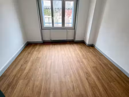 t3 lumineux 69m² refait à neuf – centre-ville guéret (chauffage & eau inclus)