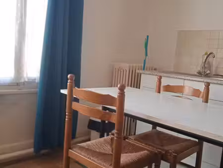 a louer studio meublé