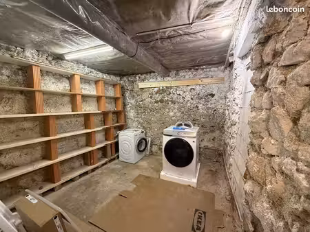 cave/box de stockage vieux-nice