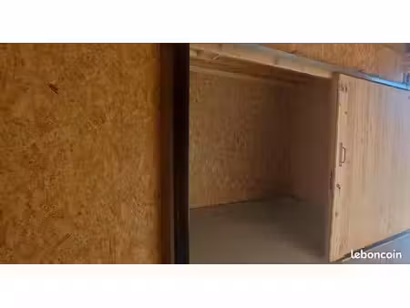 box de stockage / garage
