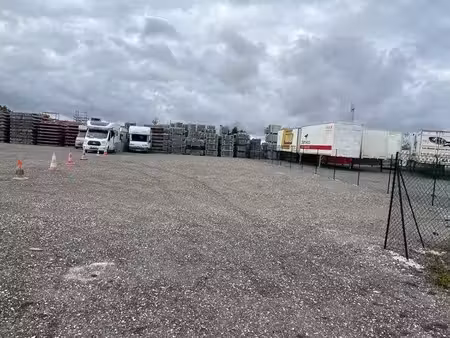 terrain privé 1500m2