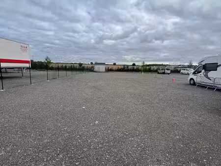 terrain privatif 800m2