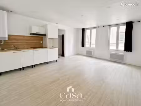 studio 1 pièce 30 m²