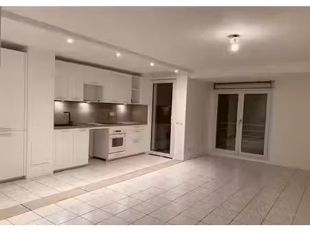 location appartement 3 pièces 75 m² à toulouse (31000)  890 €