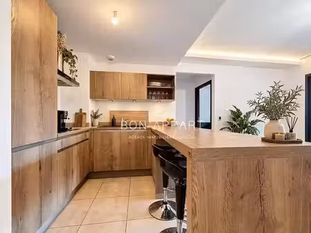 location meublée appartement 2 pièces 40 m² à ajaccio (20000)  850 €