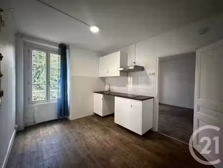 location appartement 3 pièces 53.45 m² à corbeil-essonnes (91100)  853 €
