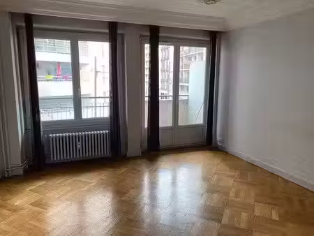 location appartement 2 pièces 59 m² à villeurbanne (69100)  900 €